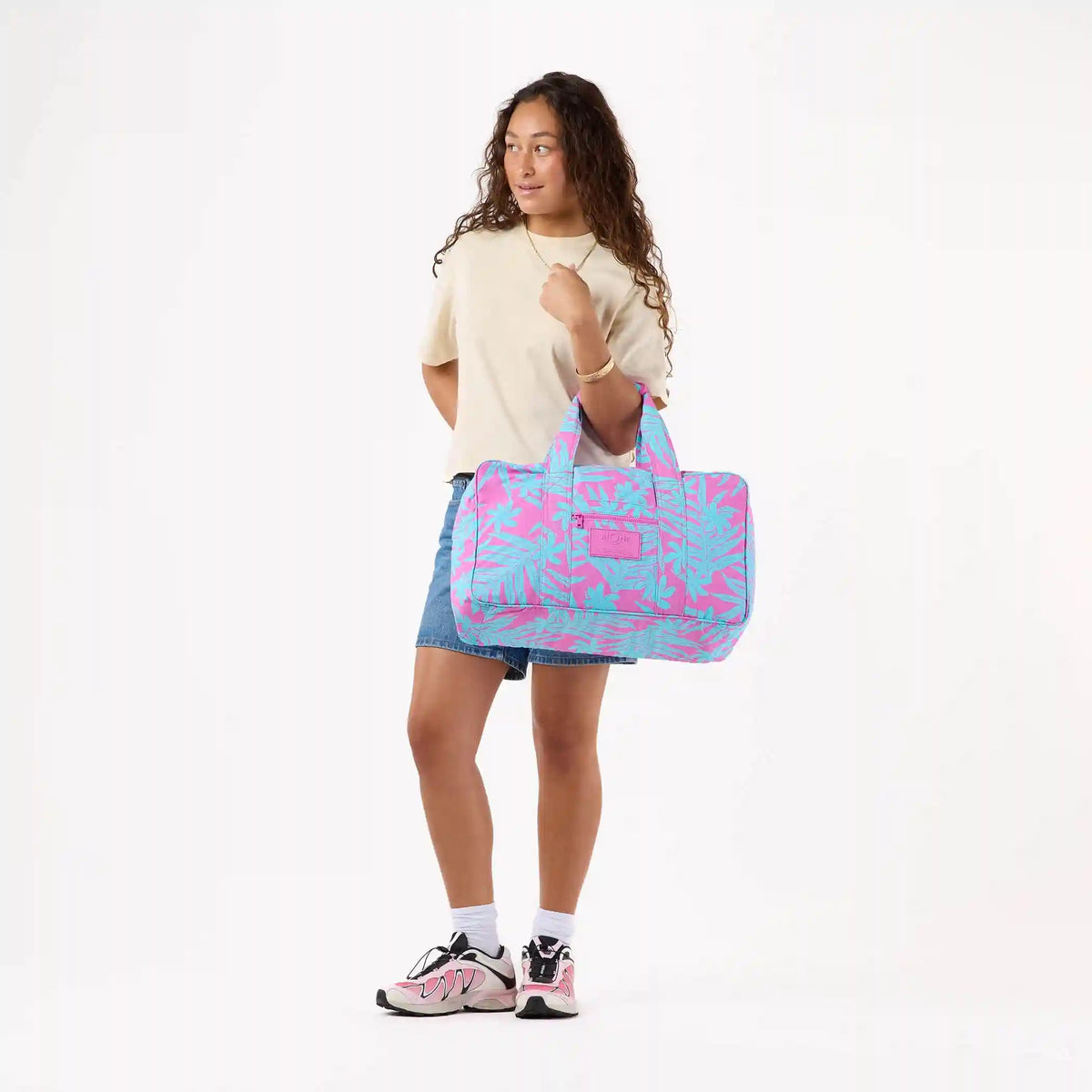 Keep It Light Weekender | Laua'e